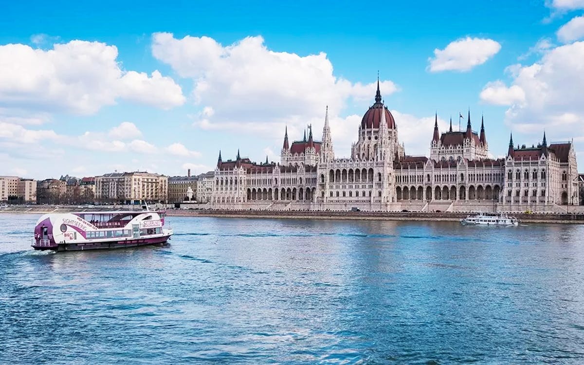 budapest: 70-minute danube river sightseeing cruise-0 budapest: 70-minute danube river sightseeing cruise-0