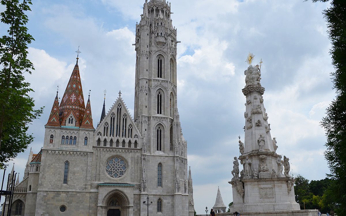 guided walking tour of buda-3 guided walking tour of buda-3