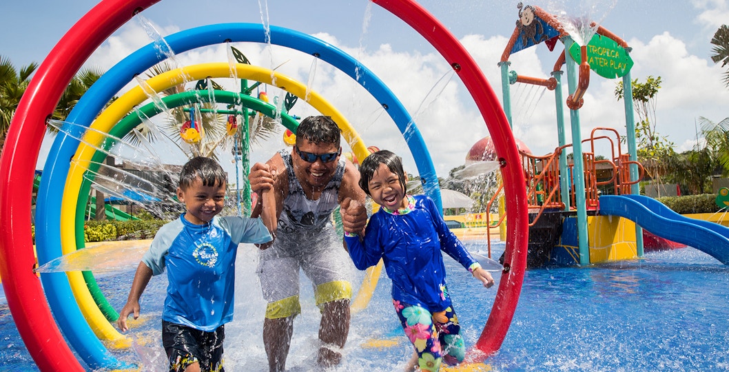 The Best Water Parks in Singapore <br> Tickets, Best Rides, Location & More
