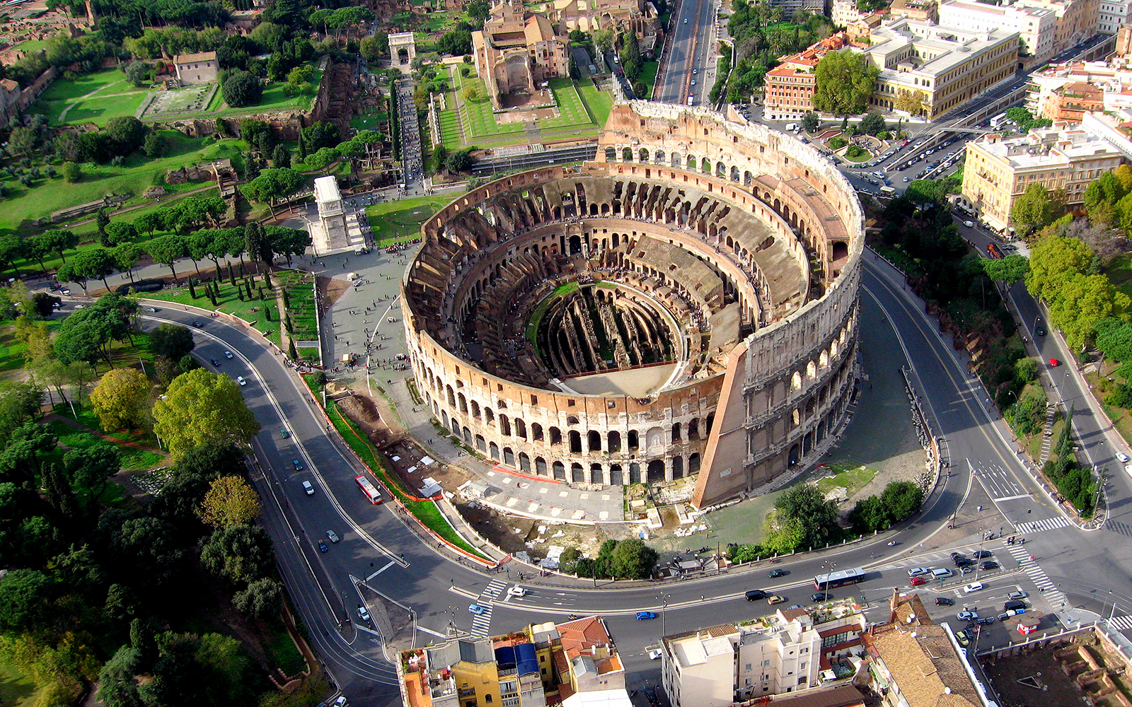 Express Colosseum Tour W/ Gladiator’s Entrance And Arena Floor