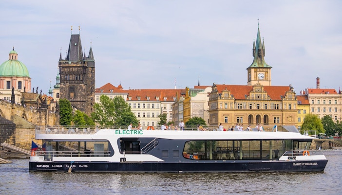 Day or evening sightseeing cruises