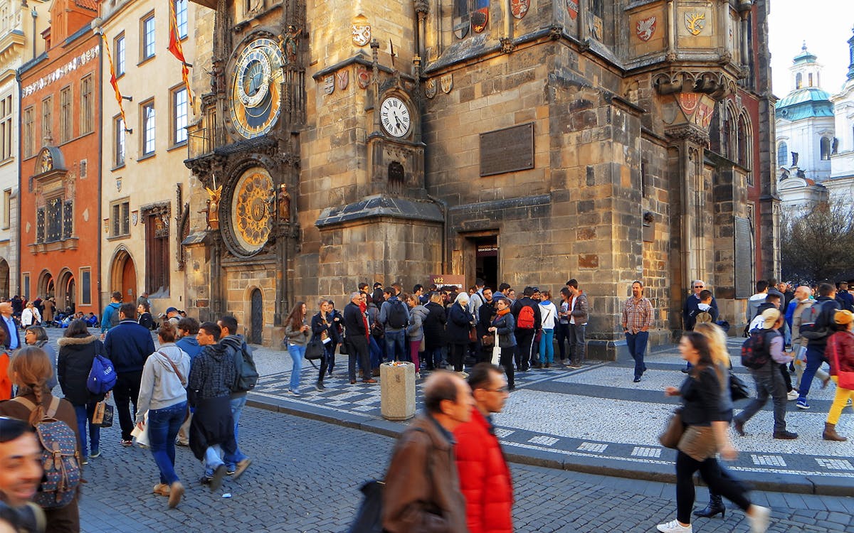 walking tour of old town and jewish quarter-8 walking tour of old town and jewish quarter-8