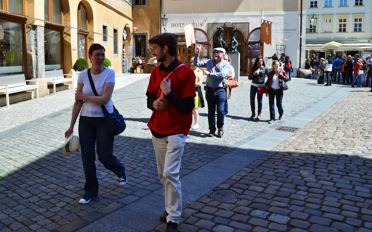 walking tour of old town and jewish quarter-4 walking tour of old town and jewish quarter-4