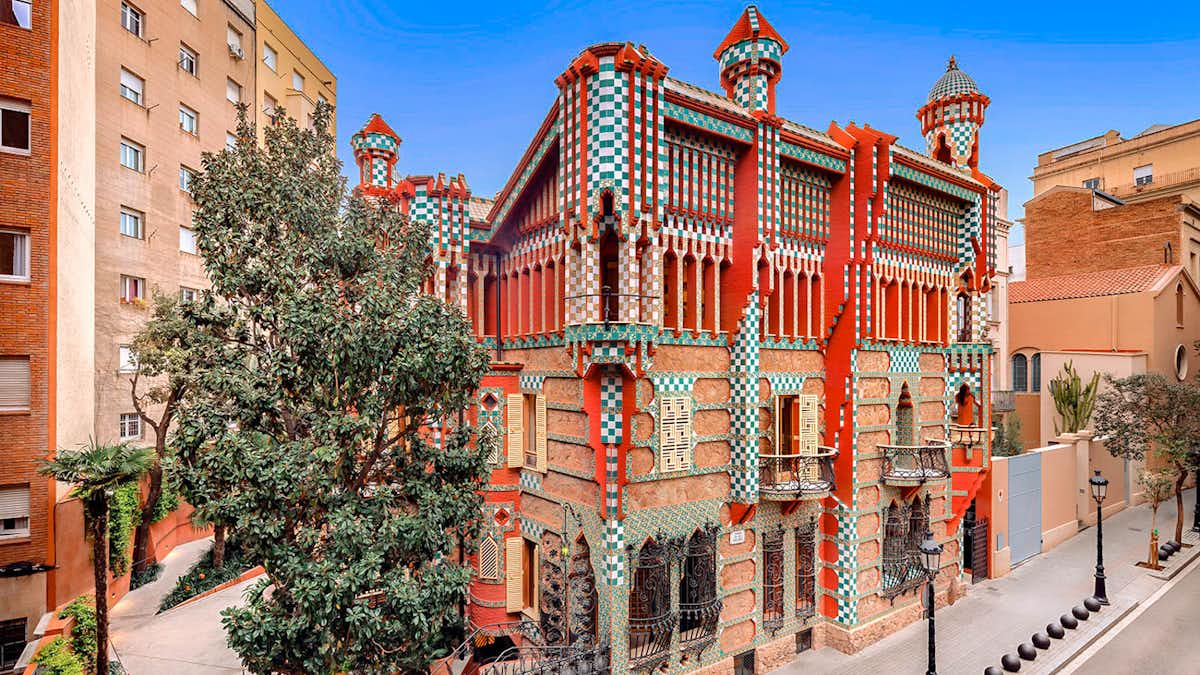 gaudi barcelona buildings - casa vicens