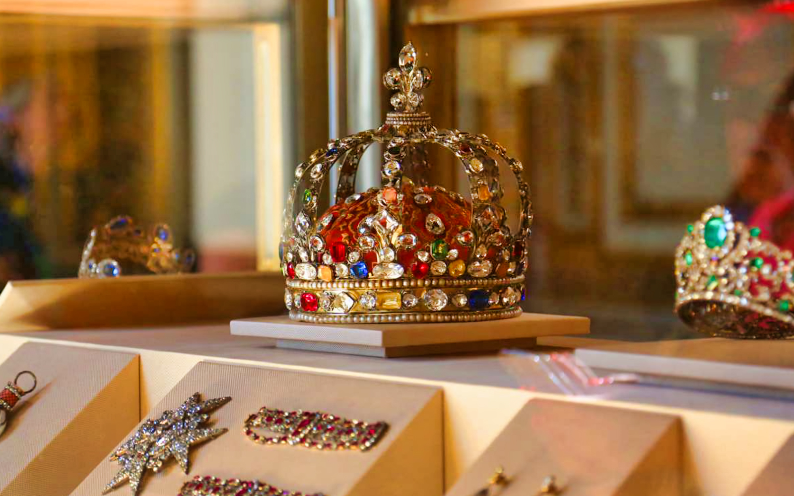 Louvre Guided Tour Comprehensive [3 Hours] TourMega