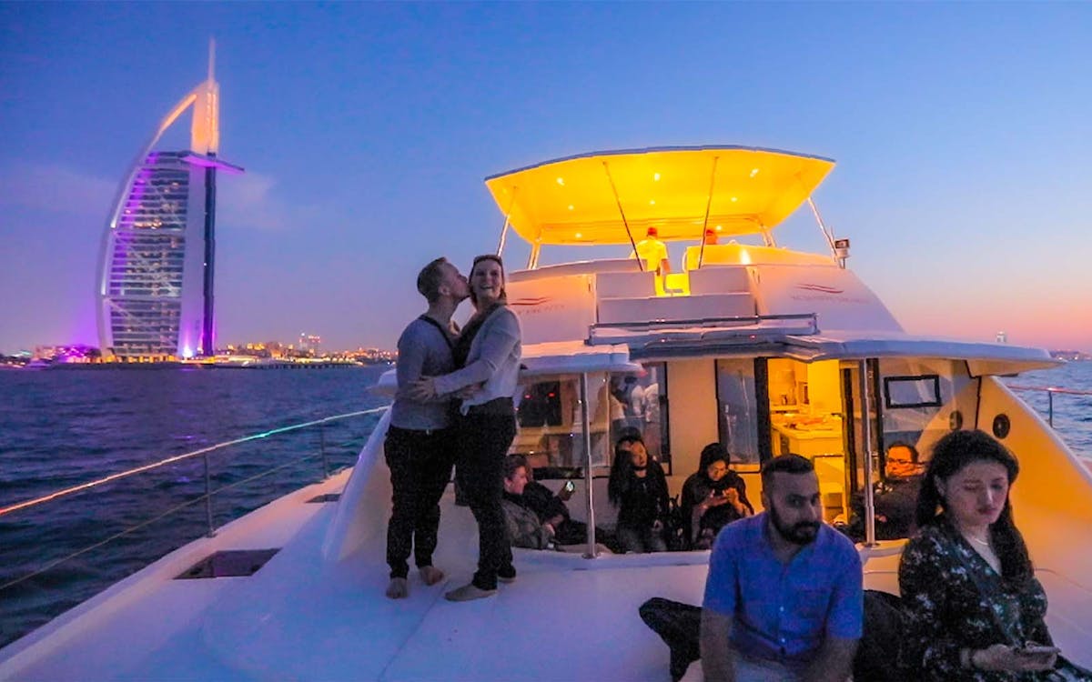 dubai marina shared yacht tour-4 dubai marina shared yacht tour-4