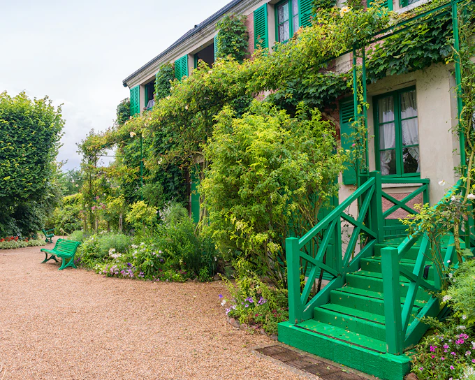 Versailles & Giverny AudioGuided Tour with Lunch