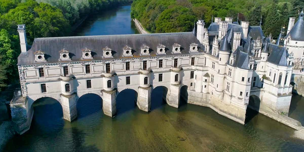 paris to loire valley day trip