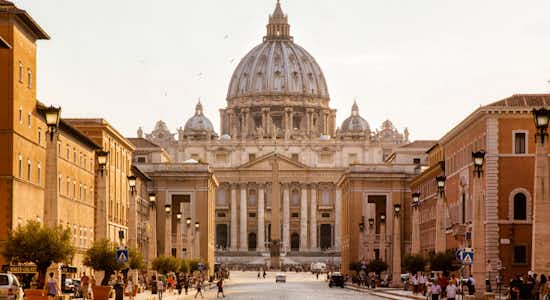 Vatican Skip the Line & Sightseeing Hop-On Hop-Off Bus Tour