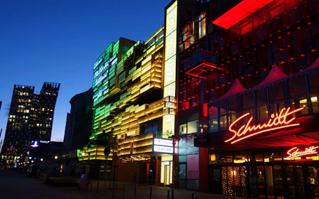 Hamburg Complete Nightlife Reeperbahn & St. Pauli Tour