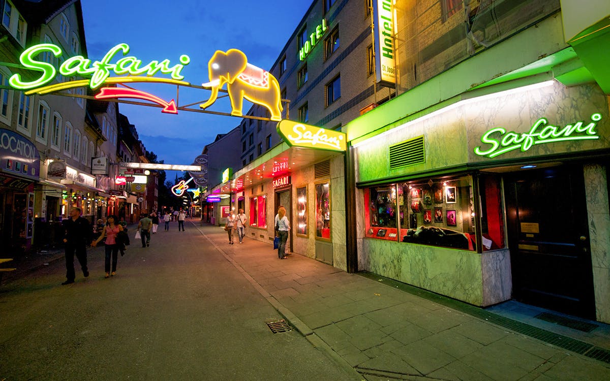 walking tour of reeperbahn & st. pauli-6 walking tour of reeperbahn & st. pauli-6