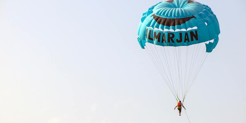 Water sports in Dubai - parasailing