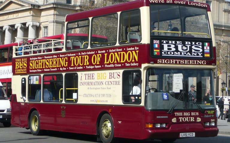 london-hop-on-hop-off-classic-ticket-best-prices-at-headout