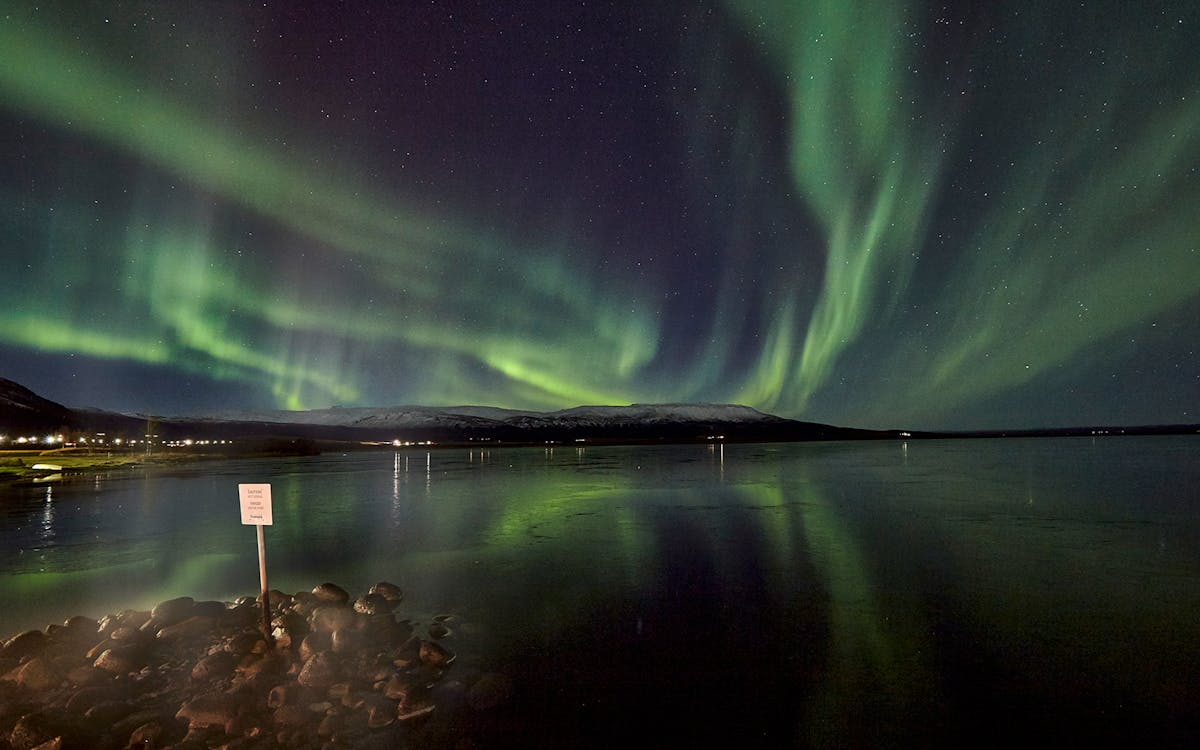 northern lights with fontana geothermal spa & dinner buffet-5 northern lights with fontana geothermal spa & dinner buffet-5