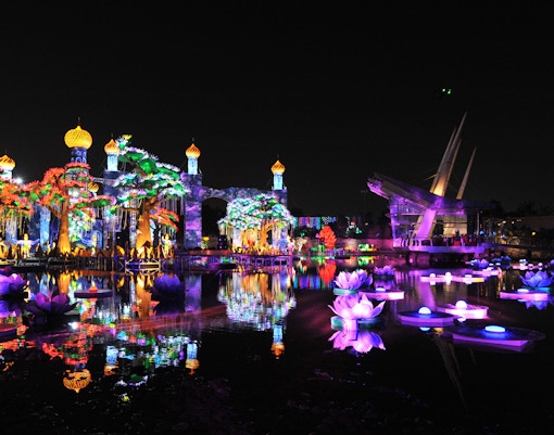 Dubai Garden Glow