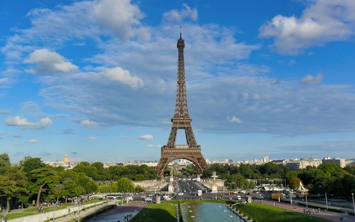 Eiffel Tower view from Trocadéro Gardens, Paris, part of Combo: Eiffel Tower 2nd Floor Tour + Versailles Palace Tickets.