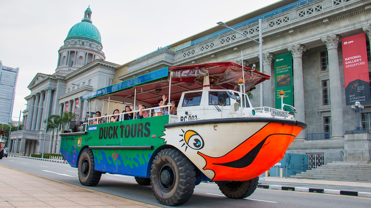 Singapore duck tour