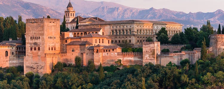 Choosing The Right Alhambra Tour