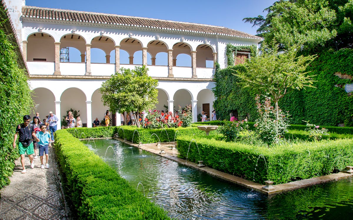 Alhambra Inside