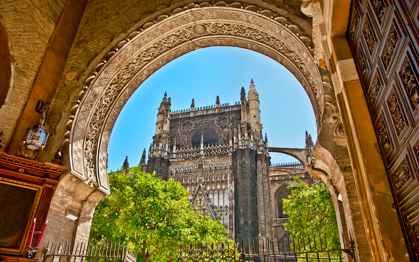 Seville Cathedral & Giralda: Skip The Line Guided Tour