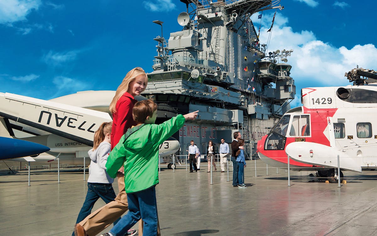 new york unlimited attraction pass-2 new york unlimited attraction pass-2