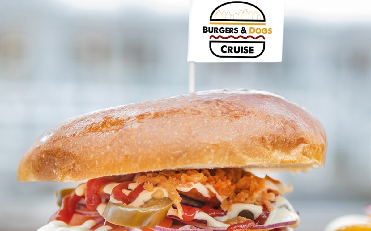 cruzeiro noturno nos canais com burgers, hot dogs e bebidas-4 cruzeiro noturno nos canais com burgers, hot dogs e bebidas-4