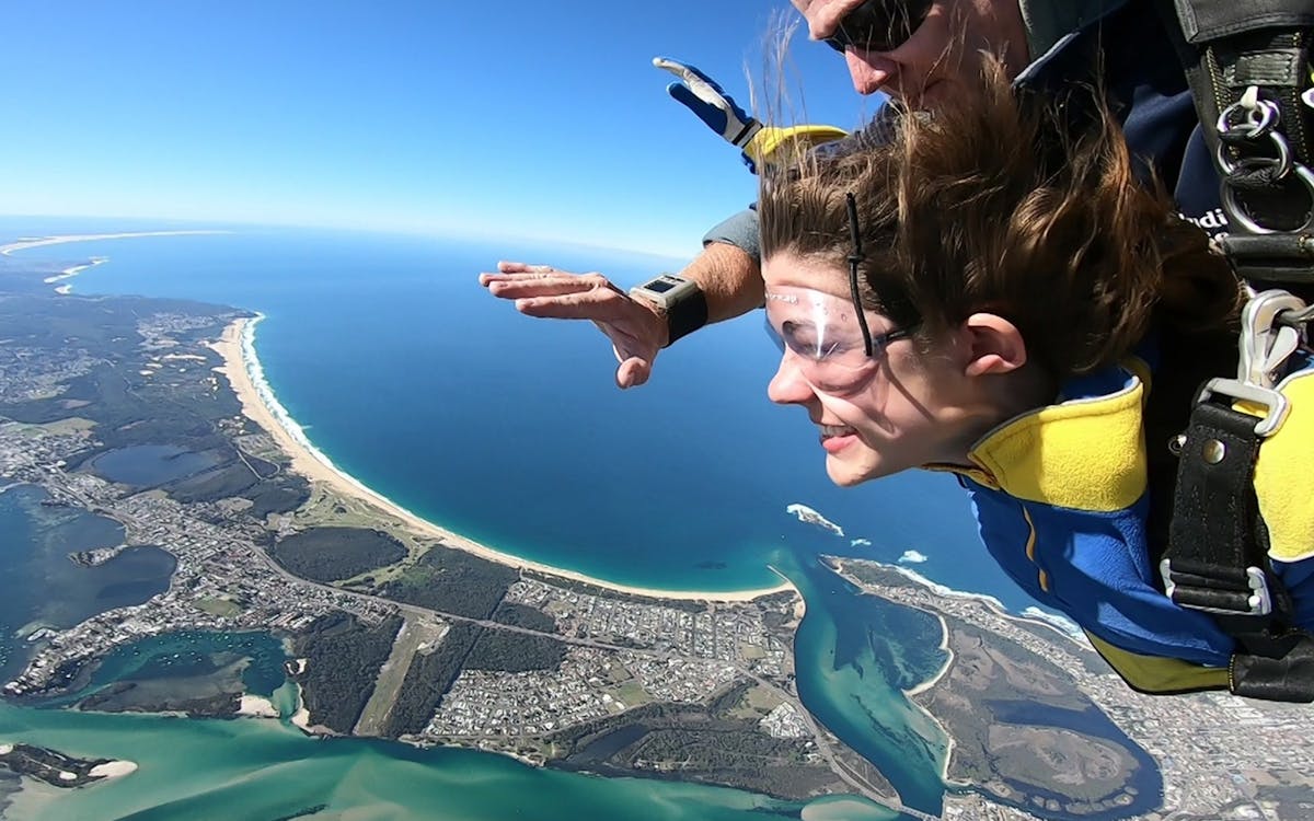 tandem skydive newcastle - 15,000ft with transfers & weekday special offer-10 tandem skydive newcastle - 15,000ft with transfers & weekday special offer-10