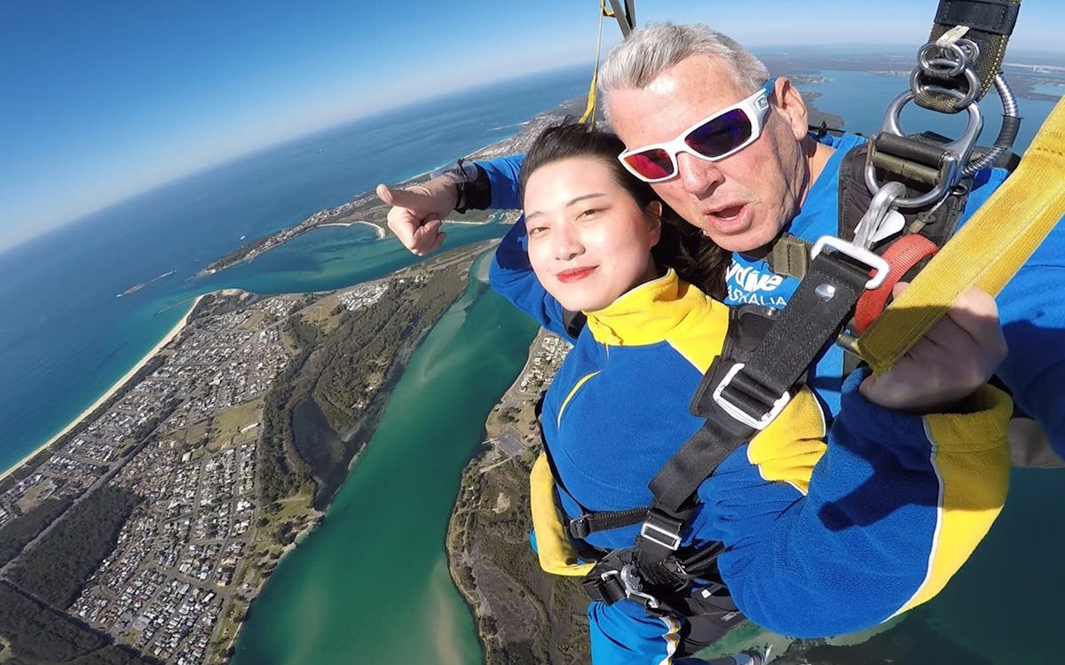 tandem skydive newcastle - 15,000ft with transfers & weekday special offer-11 tandem skydive newcastle - 15,000ft with transfers & weekday special offer-11