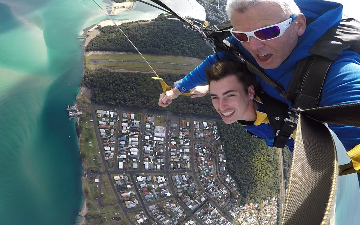 tandem skydive newcastle - 15,000ft with transfers & weekday special offer-5 tandem skydive newcastle - 15,000ft with transfers & weekday special offer-5