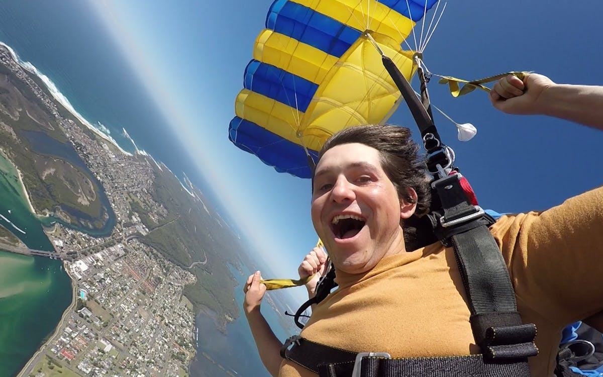 tandem skydive newcastle - 15,000ft with transfers & weekday special offer-4 tandem skydive newcastle - 15,000ft with transfers & weekday special offer-4