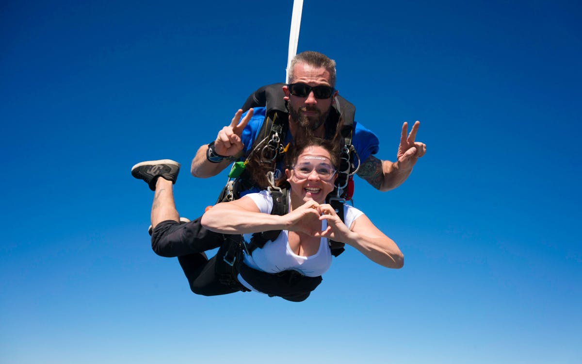 tandem skydive wollongong - 15,000 ft-11 tandem skydive wollongong - 15,000 ft-11
