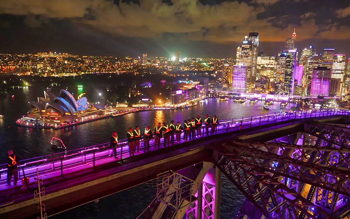 sydney vivid bridgeclimb-4 sydney vivid bridgeclimb-4
