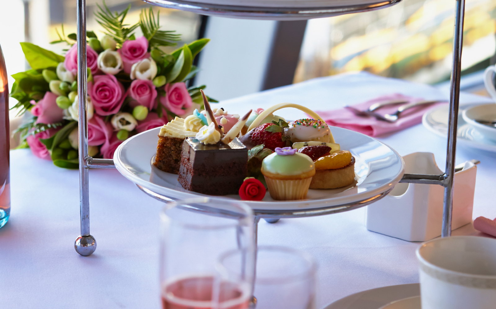 sydney harbour lunch cruise