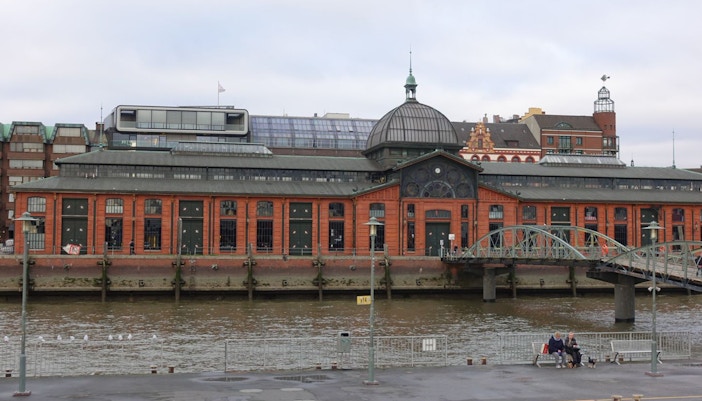 Cruise Center Altona