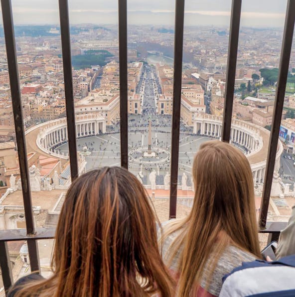 Explore the best of Vatican with these guided tours