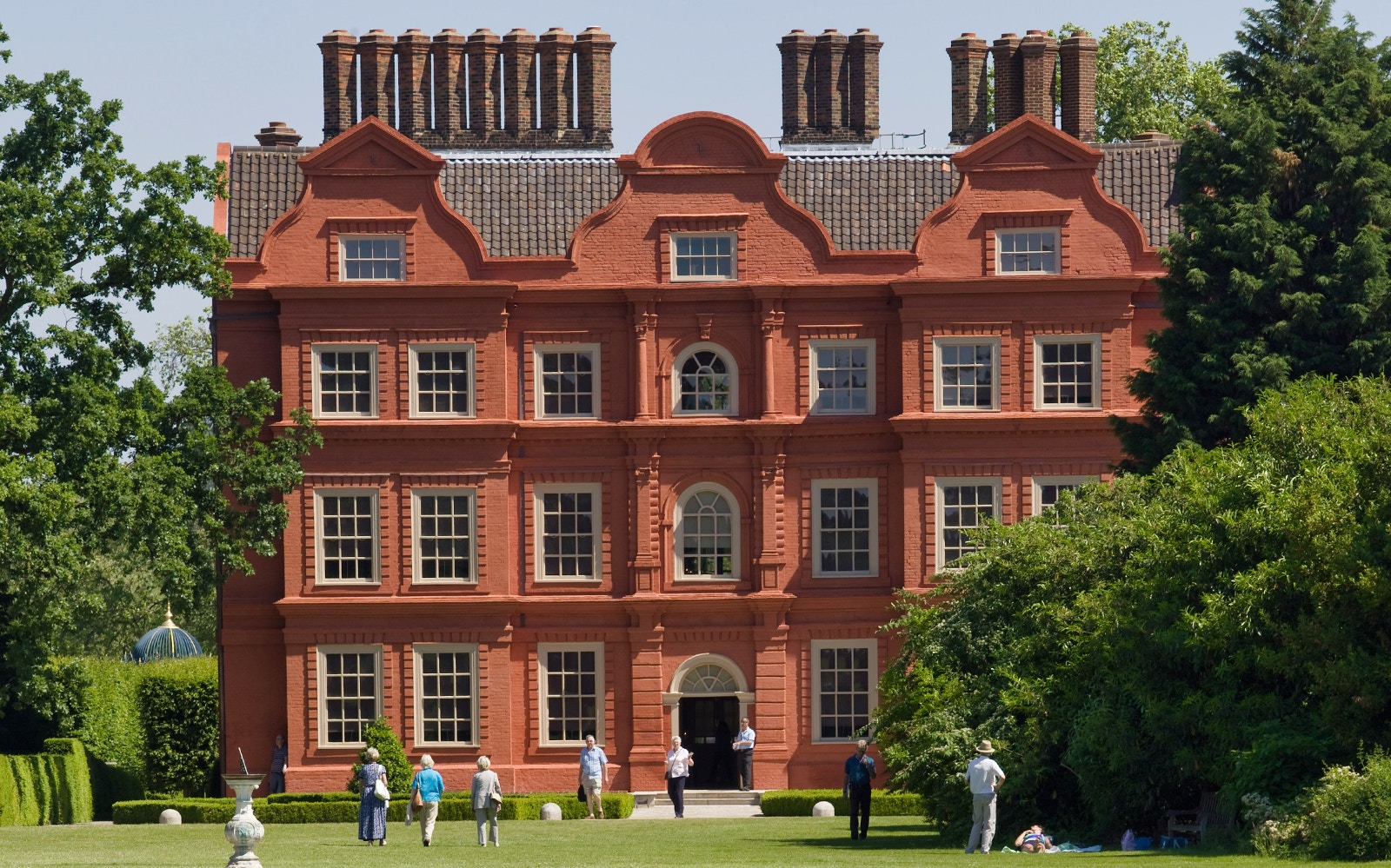 Explore the smallest palace in England