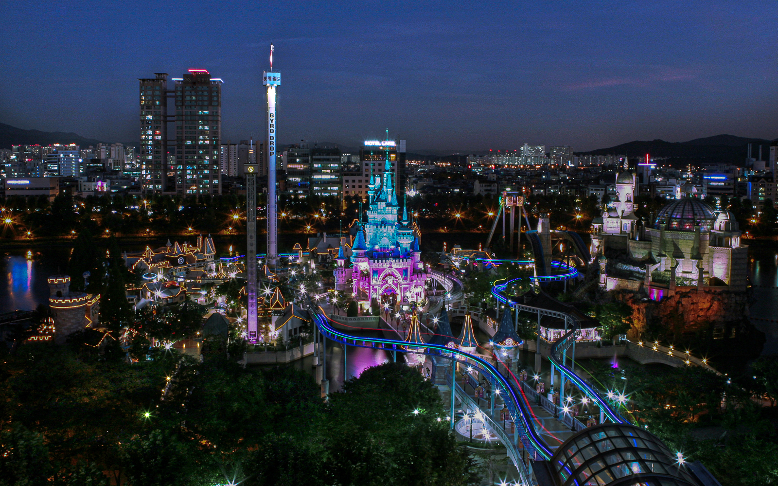  Lotte World Theme Park Ticket
