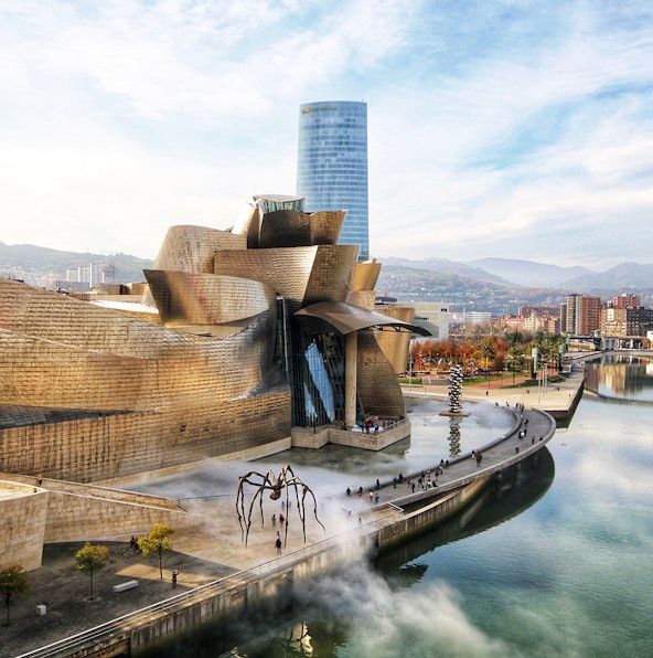 Guggenheim Museum Bilbao | A definitive guide for art lovers