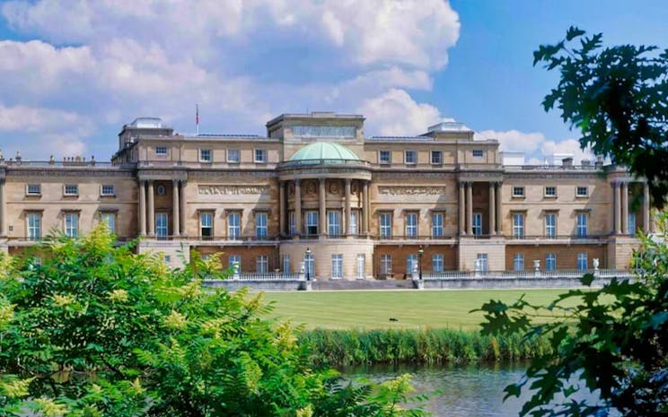 Buckingham Palace State Rooms Tickets With Royal London Walking Tour Tickets Best Prices On Headout