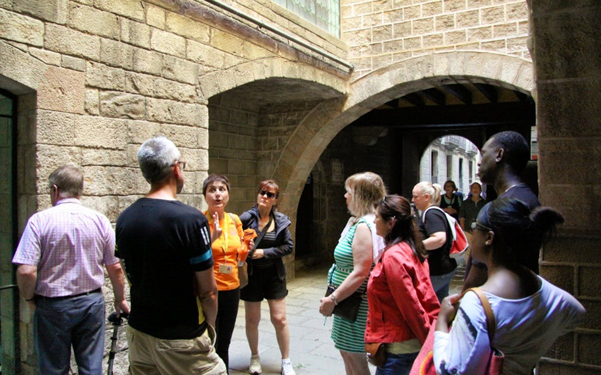 picasso museum guided tour & gothic walking tour-3 picasso museum guided tour & gothic walking tour-3