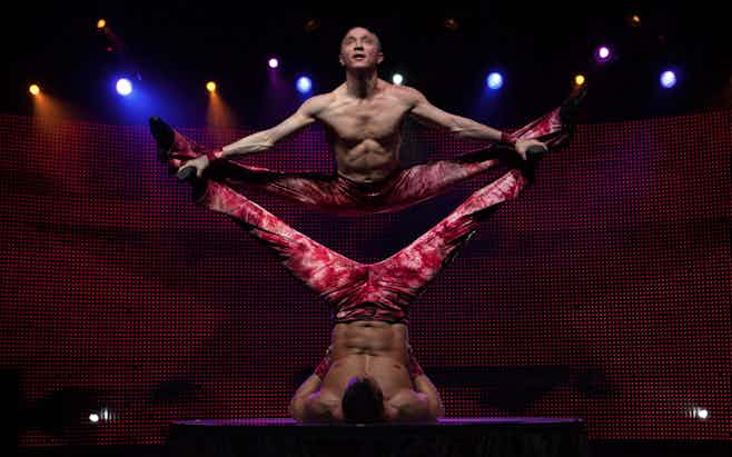 Cheap Las vegas show tickets- V - The Ultimate Variety Show