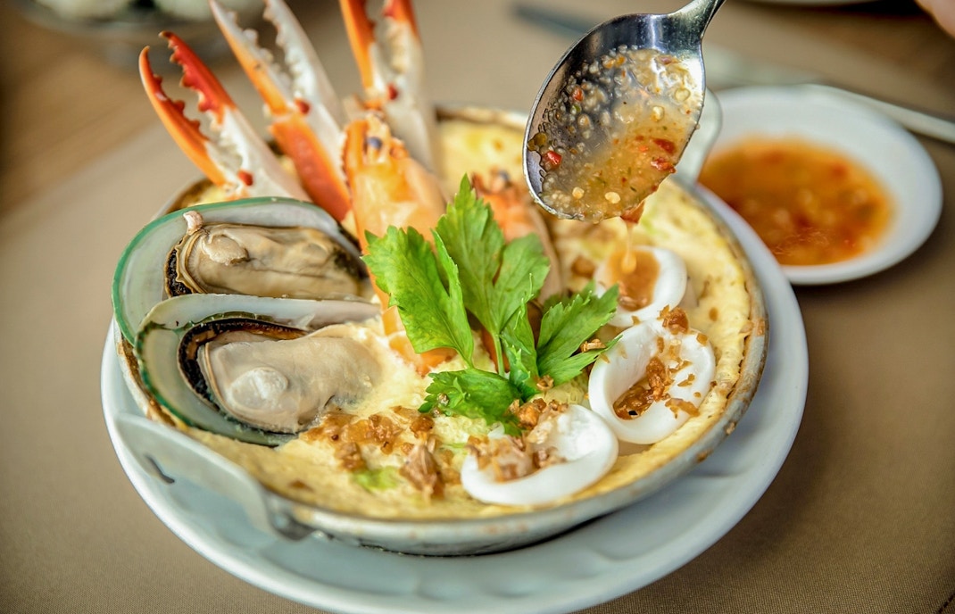 Baiyoke Sky Hotel Buffet Restaurant & Sky Bar