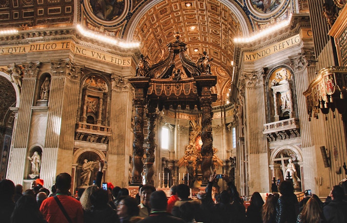 Peak tourist seasons in Rome Pantheon