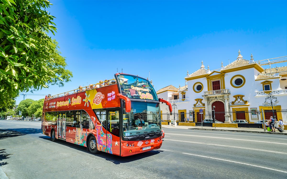city sightseeing em sevilha: hop-on hop-off de 24/48h + entradas em museus-4 city sightseeing em sevilha: hop-on hop-off de 24/48h + entradas em museus-4
