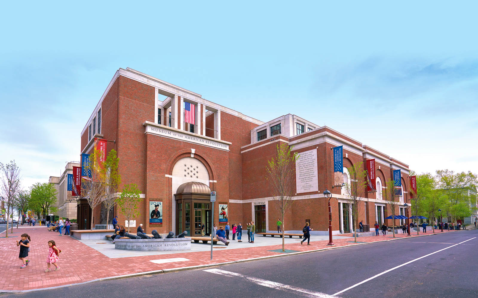 Museum of the American Revolution exterior with visitors in Philadelphia.