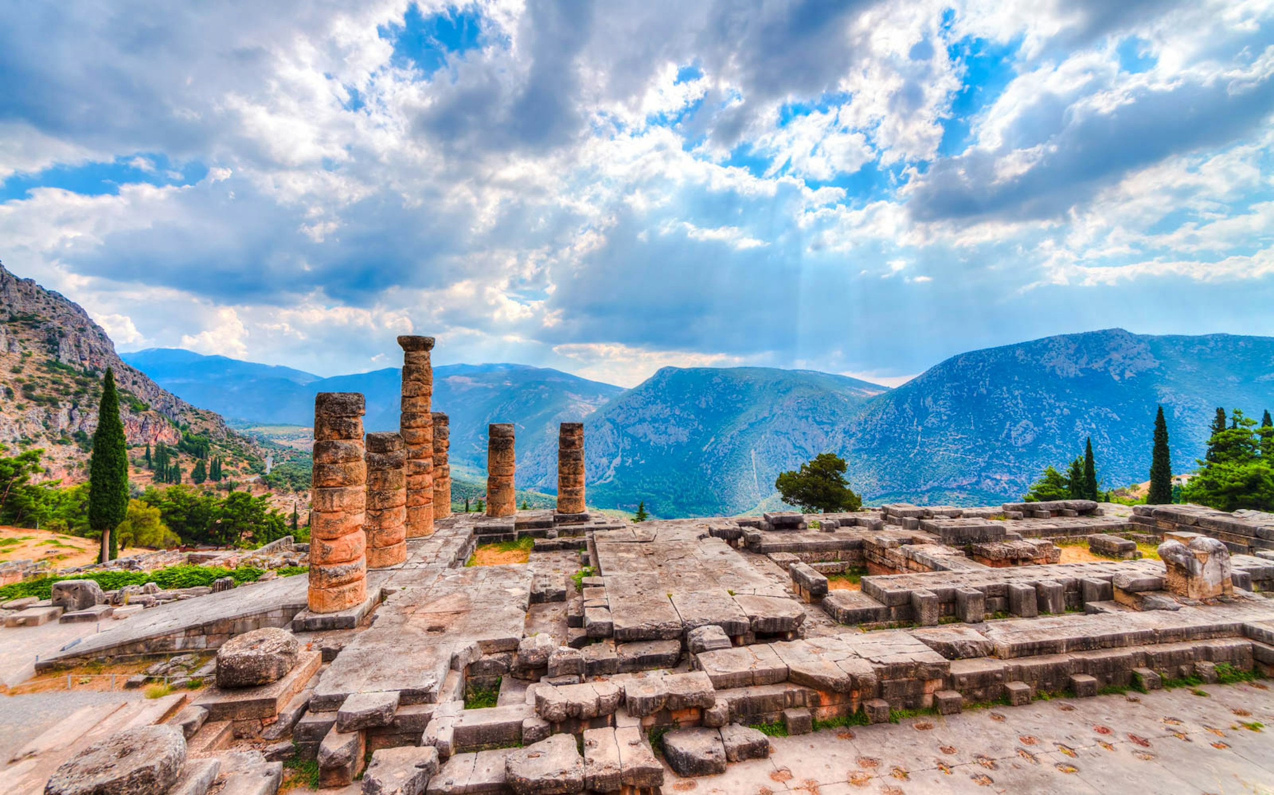 easy day trips from athens