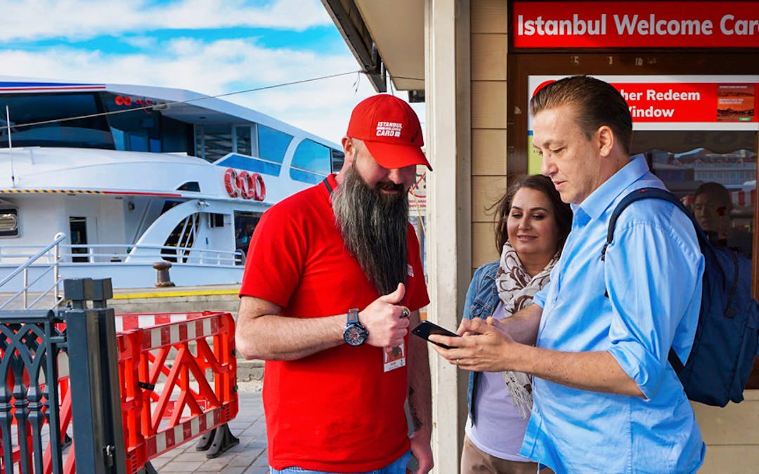 Crucero De 90 Minutos Por El Bosforo De Estambul Audioguia Headout