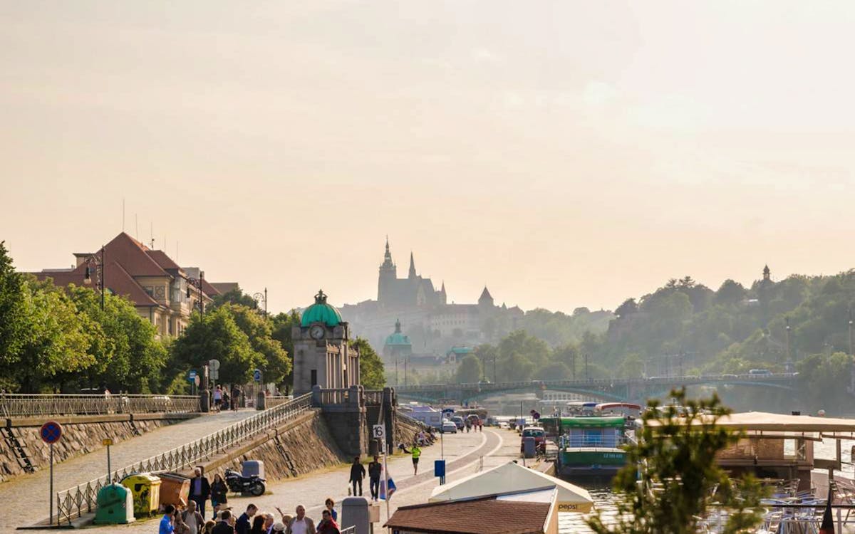 combo: astronomical clock + 1 hour panoramic cruise tickets-9 combo: astronomical clock + 1 hour panoramic cruise tickets-9