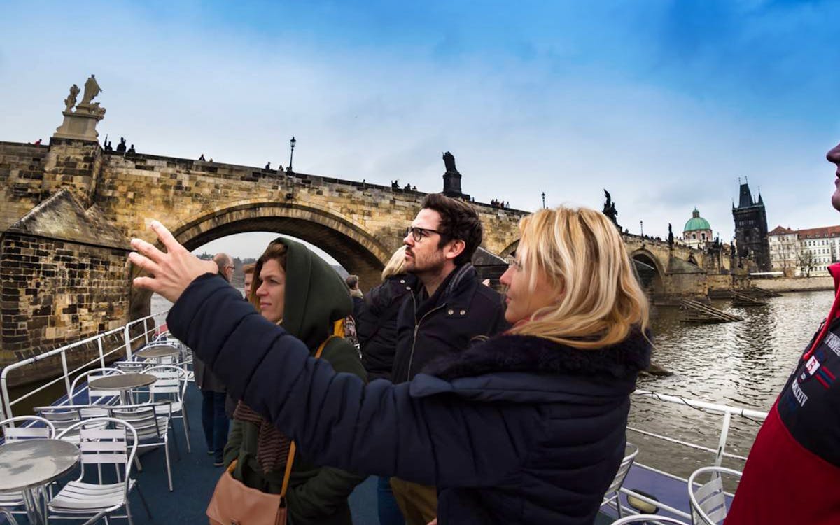 combo: astronomical clock + 1 hour panoramic cruise tickets-8 combo: astronomical clock + 1 hour panoramic cruise tickets-8