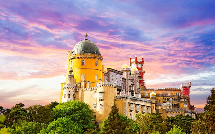Book Tour With Lunch From Lisbon: Sintra, Pena Palace, and Cabo da Roca + Cascais